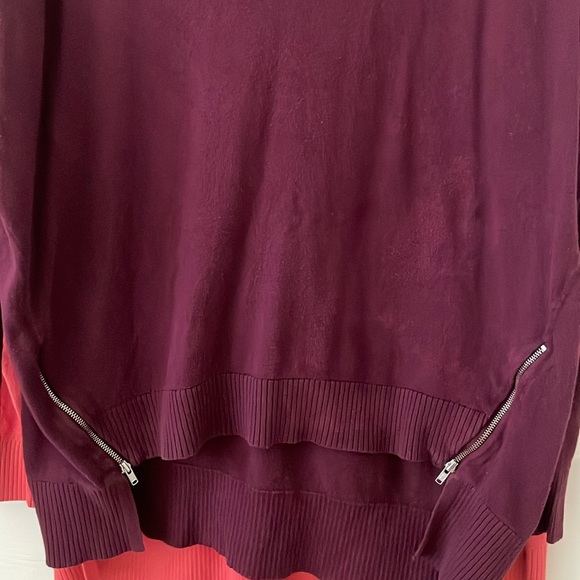 Express sweaters - Picture 5 of 5